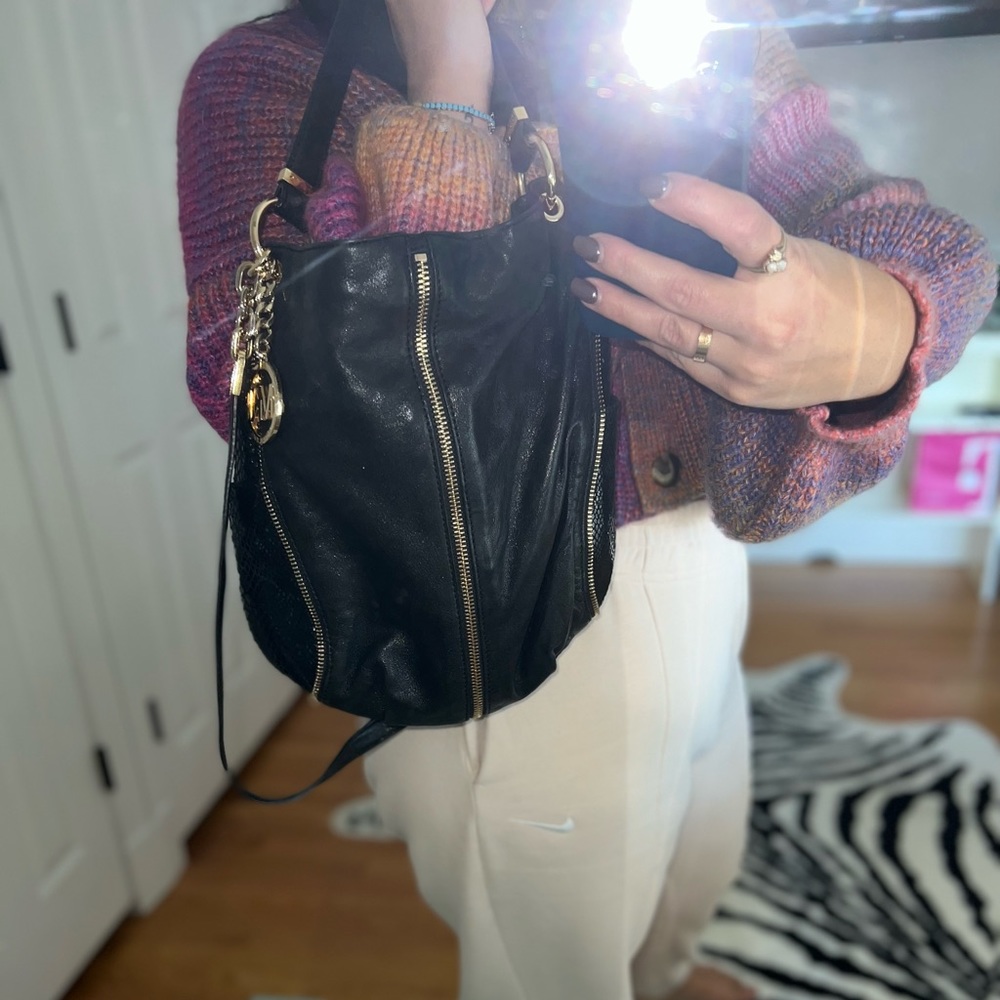 Black leather and Croc Michael kors bag, worn, black material, gold hardware